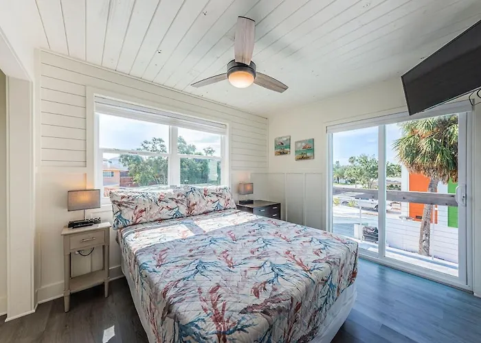 Ocean Breeze Duplex B * Clearwater Beach