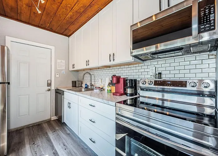 Ocean Breeze Duplex B