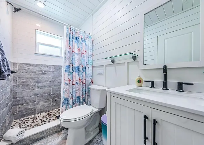 Ocean Breeze Duplex B * Clearwater Beach